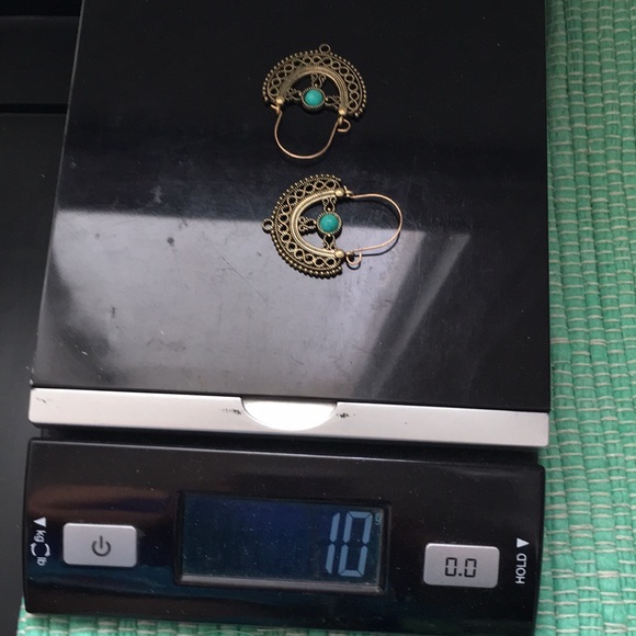 🖤NEW earrings - Picture 10 of 10